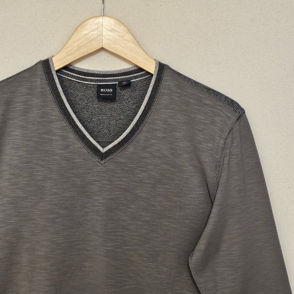 Hugo Boss Long Sleeve Regular Fit V Neck Tee S